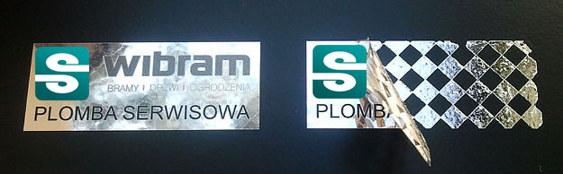 Stickery folia VOID srebrna błyszcząca szachownica